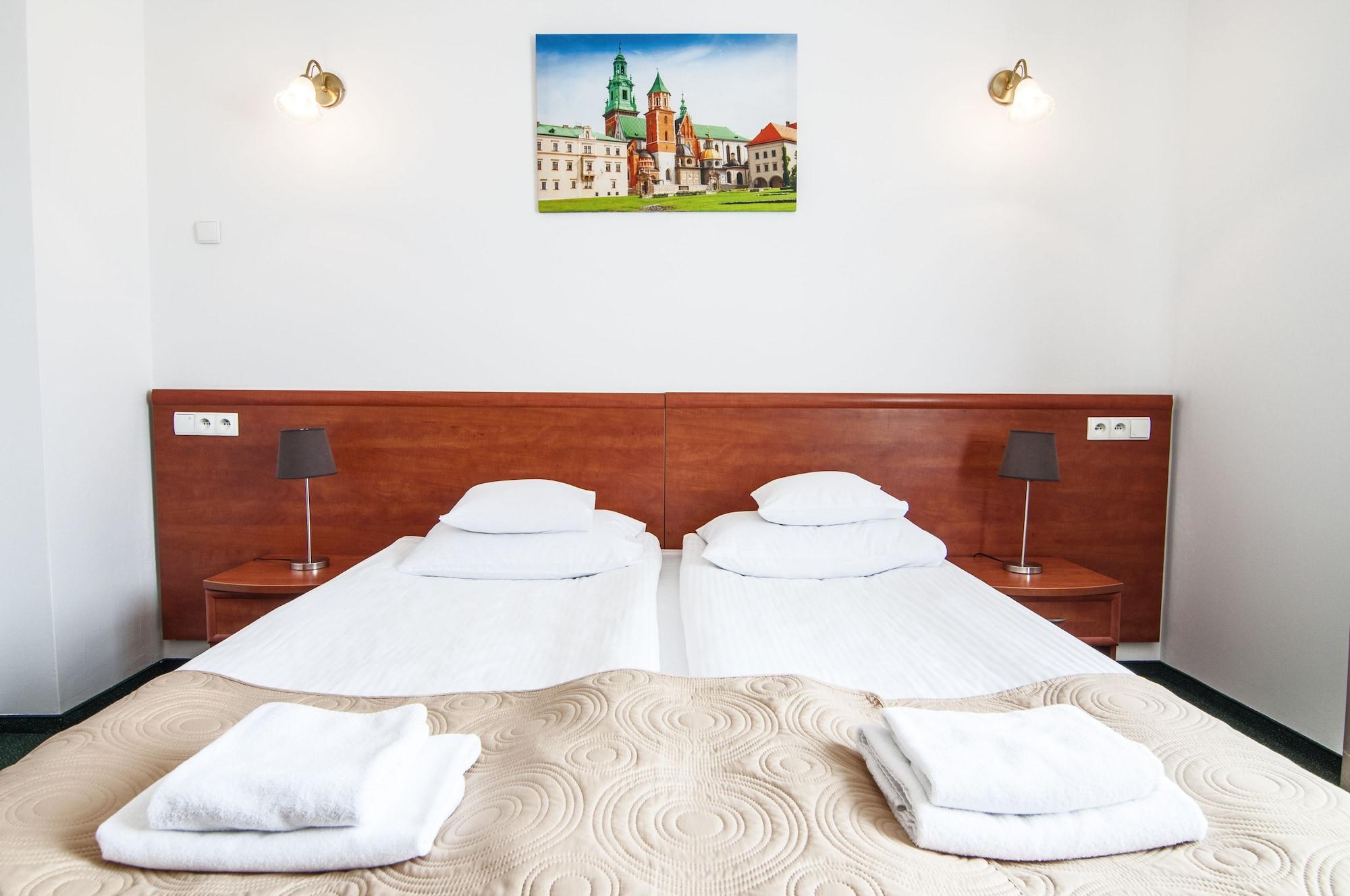 Hotel Artur Krakow Bagian luar foto