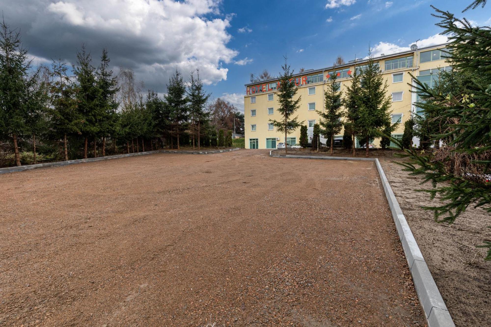 Hotel Artur Krakow Bagian luar foto